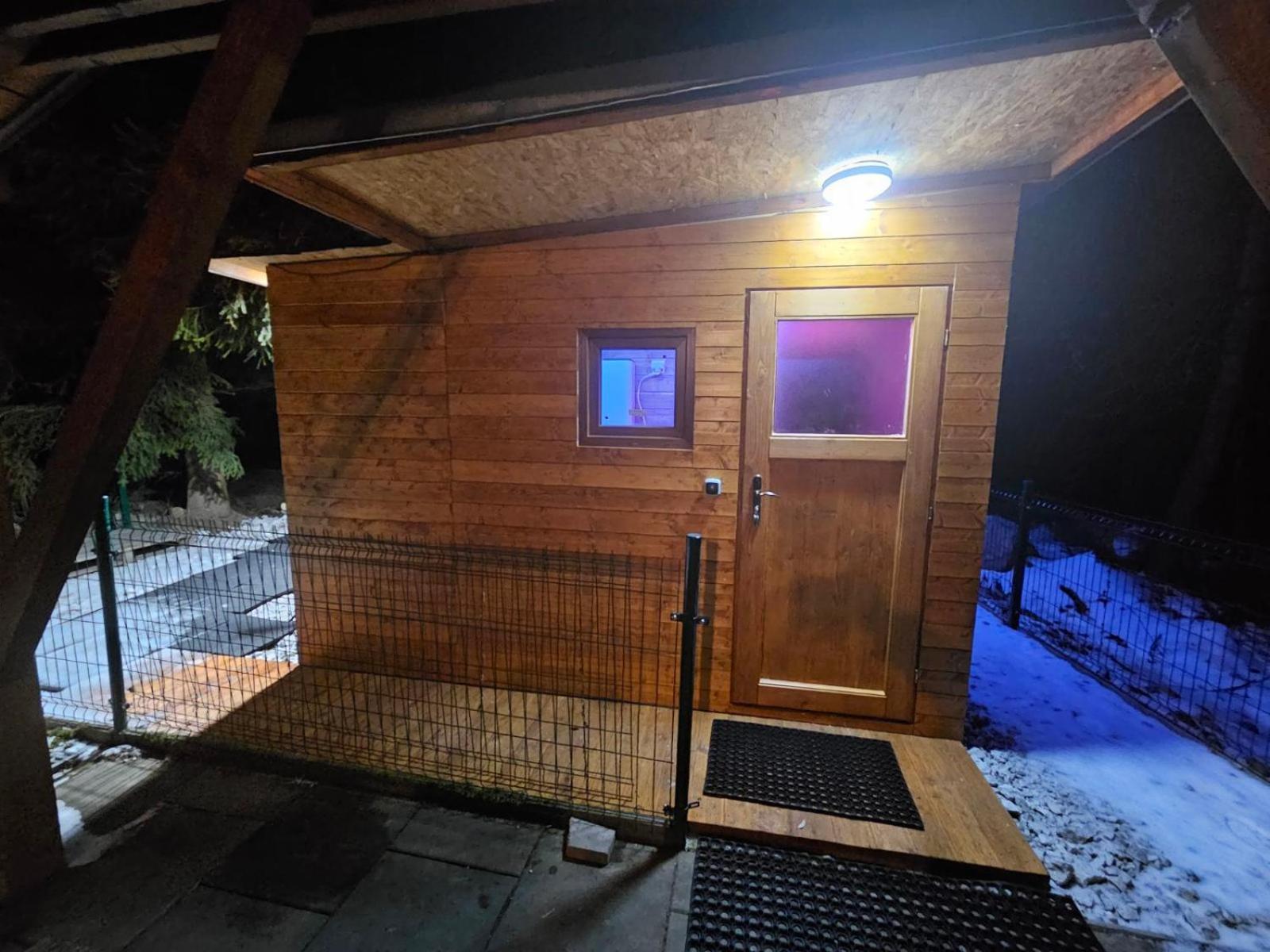 Apartmanovy Dom Krivan Bešeňová Exteriör bild