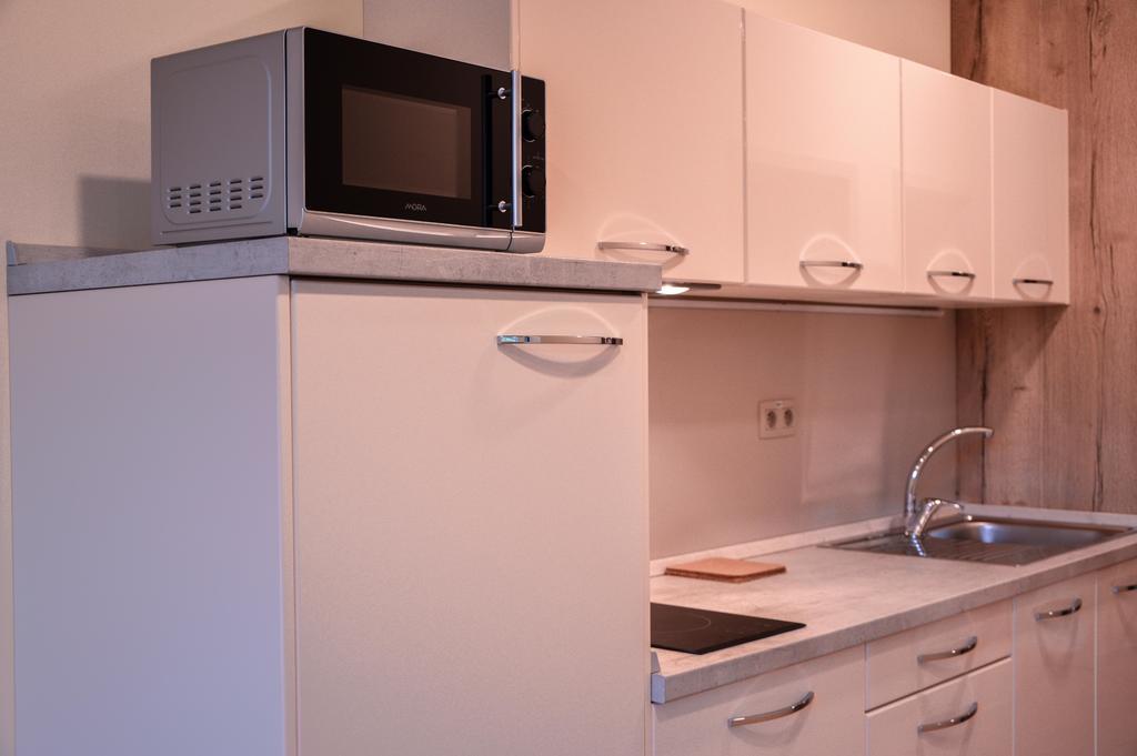 Apartmanovy Dom Krivan Bešeňová Exteriör bild
